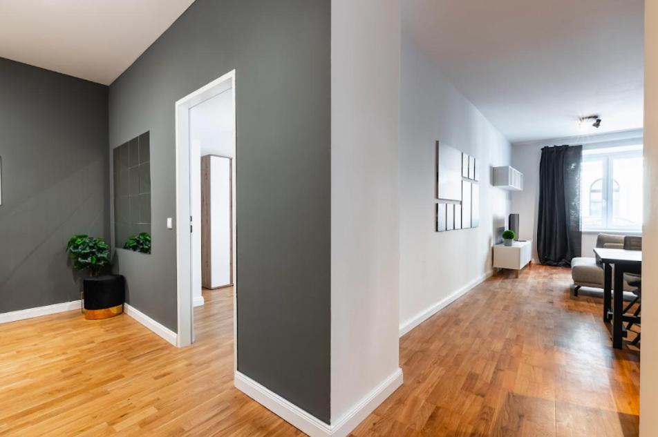 Authentic Apartment Next To Schwedenplatz Wien Eksteriør bilde