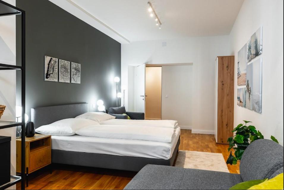 Authentic Apartment Next To Schwedenplatz Wien Eksteriør bilde